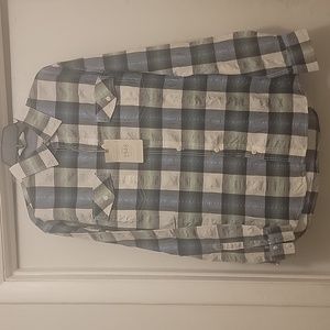 Weatherproof Vintage Men’s Storm Plaid Shirt. New With Tags. Size M.